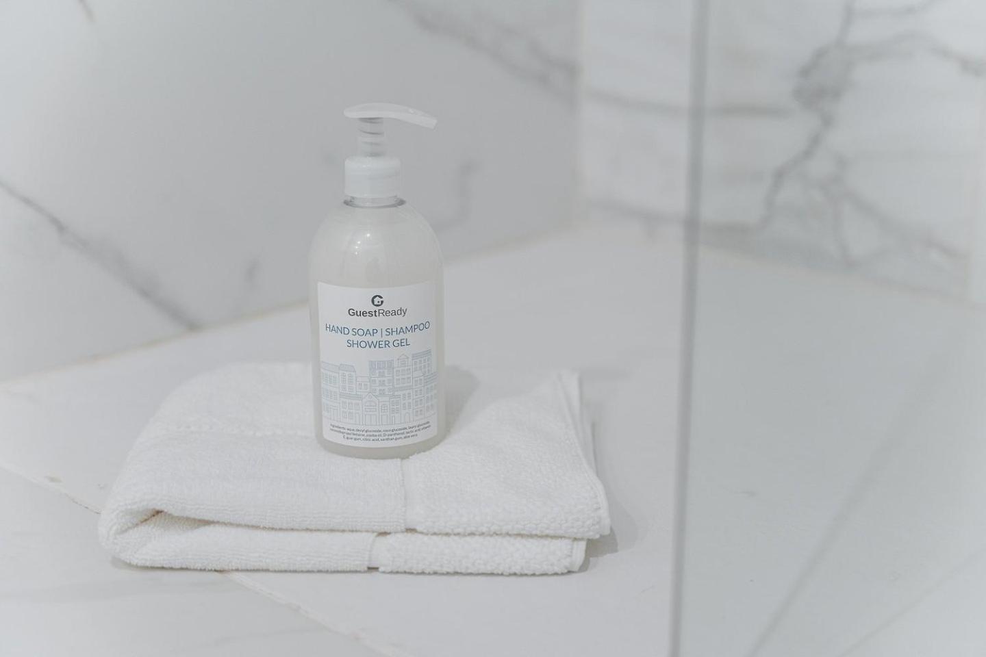 포르투 Guestready - Sleek Monochromatic In Bonfim 아파트 외부 사진